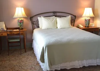 The Black Hawk Hotel hotel thumbnail 5