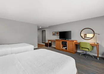 Hampton Inn Fond du Lac hotel thumbnail 8