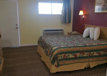 Rodeway Inn Kansas City Downtown Area hotel thumbnail 4