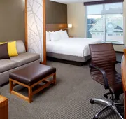 Hyatt Place Cleveland/Lyndhurst/Legacy Village hotel detail image 5