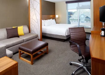 Hyatt Place Cleveland/Lyndhurst/Legacy Village hotel thumbnail 5