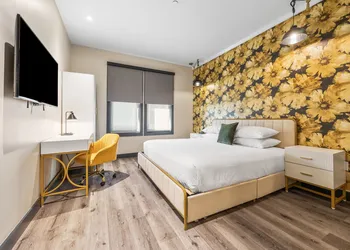 Hotel EPIK hotel thumbnail 6