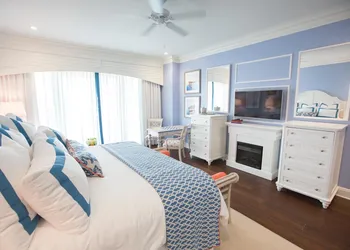 The Beach Club at Charleston Harbor Resort and Marina hotel thumbnail 7