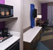 Holiday Inn Express & Suites Bryant - Benton Area by IHG hotel detail image 5