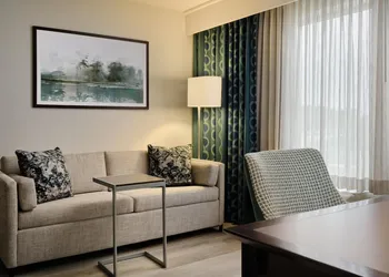Hampton Inn Waynesboro hotel thumbnail 7