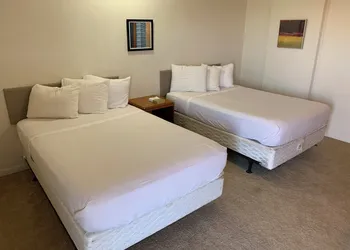 Sawmill Lodges Motel hotel thumbnail 7