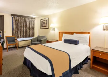 Value Inn Kenosha I-94 - Exit 344 hotel thumbnail 8