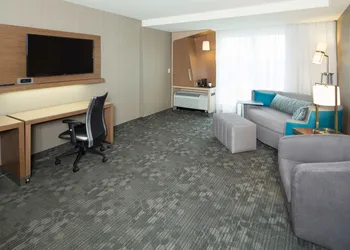 Courtyard by Marriott Dallas Midlothian-Midlothian Conf Ctr hotel thumbnail 6