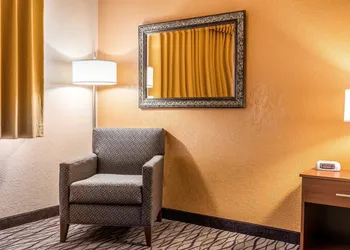 SureStay Hotel by Best Western Wenatchee hotel thumbnail 3