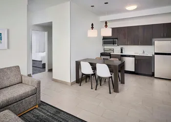 TownePlace Suites by Marriott Ottawa Kanata hotel thumbnail 6
