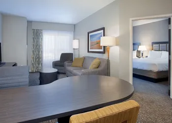 Candlewood Suites Kearney by IHG hotel thumbnail 8