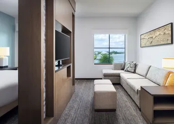Hyatt House Naples/5th Avenue hotel thumbnail 8