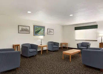Travelodge by Wyndham Belen hotel thumbnail 2
