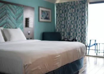Crystal Coast Oceanfront Hotel hotel thumbnail 8