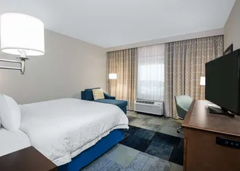 Hampton Inn & Suites San Antonio Brooks City Base hotel thumbnail 5