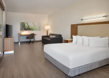 SpringHill Suites by Marriott Orange Beach hotel thumbnail 7