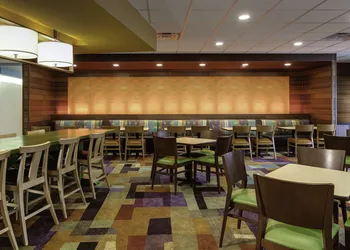 Fairfield Inn & Suites by Marriott Omaha West hotel thumbnail 4