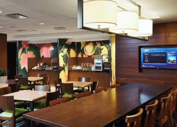 Fairfield Inn & Suites by Marriott Omaha West hotel thumbnail 6