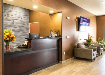 Cobblestone Hotel & Suites – Chippewa Falls hotel thumbnail 3