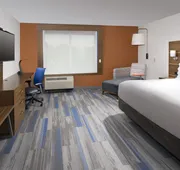 Holiday Inn Express & Suites Altoona by IHG hotel detail image 4