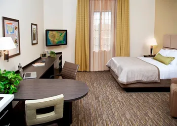 Candlewood Suites Bemidji - Paul Bunyan by IHG hotel thumbnail 5