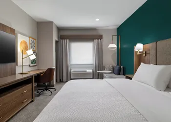 Holiday Inn Galveston Island by IHG hotel thumbnail 7