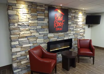 Red Roof Inn Indianapolis - Castleton hotel thumbnail 2