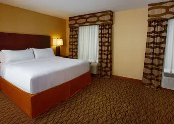 Holiday Inn Express Bordentown - Trenton South by IHG hotel thumbnail 4