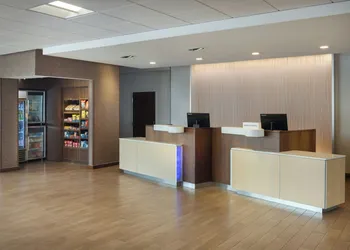 Fairfield Inn & Suites by Marriott Lincoln Southeast hotel thumbnail 3