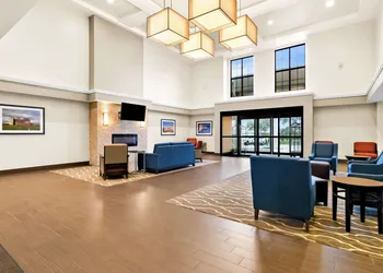 Comfort Suites Rensselaer near Fair Oaks hotel thumbnail 3