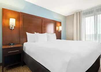 Comfort Suites Rensselaer near Fair Oaks hotel thumbnail 6