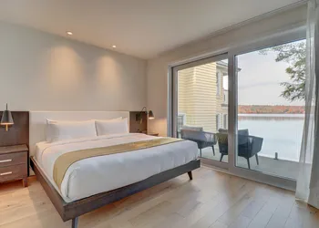 Ripplecove Hotel & Spa hotel thumbnail 5