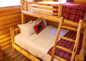 Baker Creek By Basecamp hotel thumbnail 5