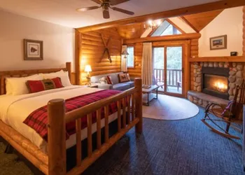 Baker Creek By Basecamp hotel thumbnail 7