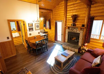 Baker Creek By Basecamp hotel thumbnail 8