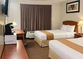 Northern Lights Inn & Suites hotel thumbnail 7
