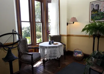 Joshua Grindle Inn hotel thumbnail 2
