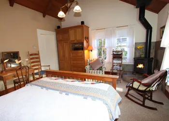Joshua Grindle Inn hotel thumbnail 6