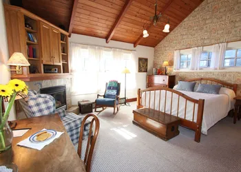 Joshua Grindle Inn hotel thumbnail 8