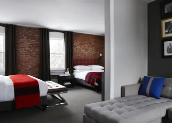 The George hotel thumbnail 4
