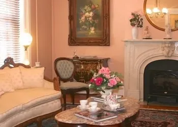 The Swope Manor Bed & Breakfast hotel thumbnail 2