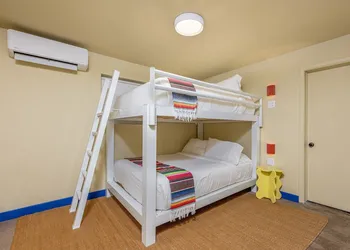 Siesta Motel hotel thumbnail 3