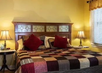 Heathwood Inn hotel thumbnail 4