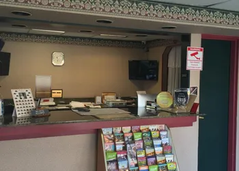 Express Inn hotel thumbnail 2