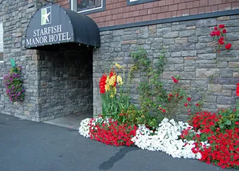 Starfish Manor Oceanfront Hotel hotel thumbnail 2