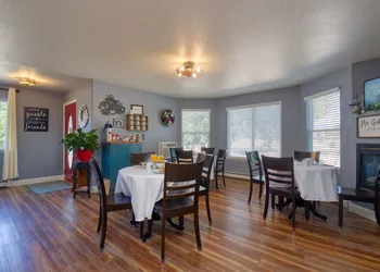Castle Creek B&B hotel thumbnail 5