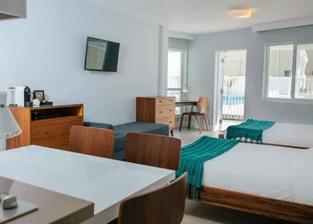 Tides Inn Hotel hotel thumbnail 8