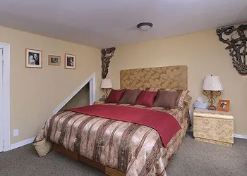 Noe's Nest Bed and Breakfast hotel thumbnail 7