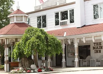 Fern Resort hotel thumbnail 6