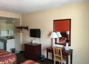 Budget Inn Cocoa hotel thumbnail 4
